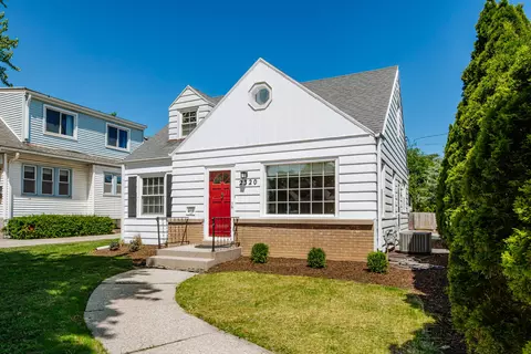 2320 N 68th, Wauwatosa, WI 53213