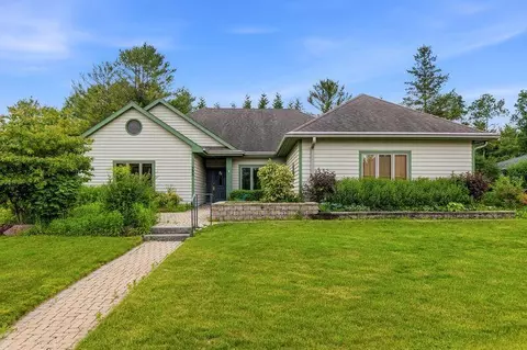390 Woodlake, Kohler, WI 53044