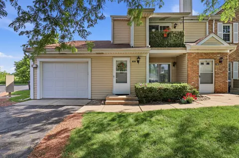 7040 Mariner #202, Mount Pleasant, WI 53406