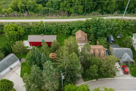 View/Area - 1538 3rd, Delafield, WI 53018 photo 1 of 8
