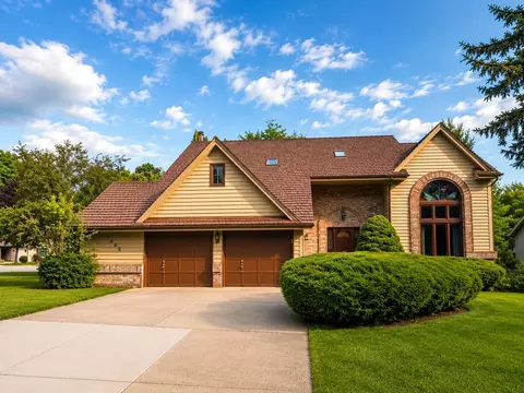 1868 Cypress, Grafton, WI 53024