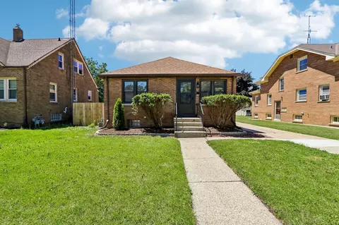 7540 26th, Kenosha, WI 53143