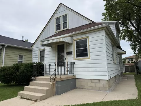 2210 S 56th, West Allis, WI 53219