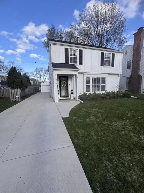4968 N Elkhart, Whitefish Bay, WI 53217