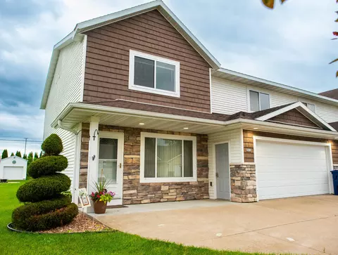2912 Icecap, Sparta, WI 54656