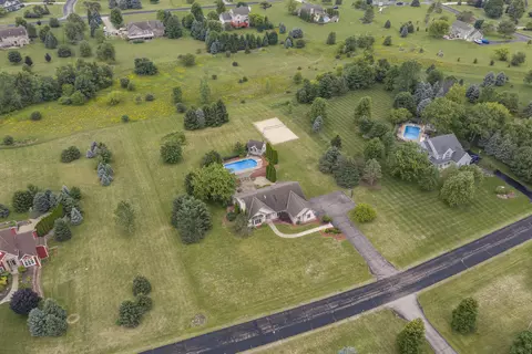 View/Area - s88w34777 Nesting, Eagle, WI 53119 photo 6 of 7