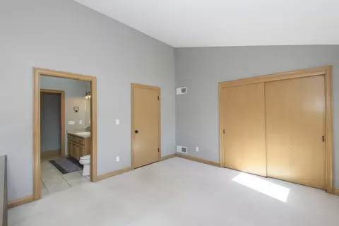 Bedroom - s88w34777 Nesting, Eagle, WI 53119 photo 2 of 6