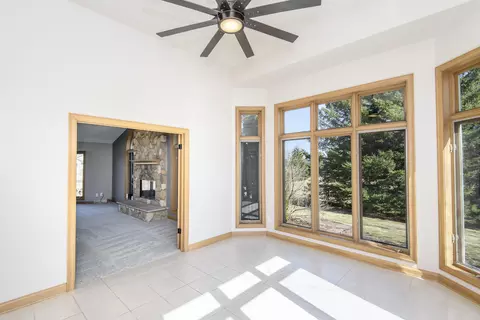 Living - s88w34777 Nesting, Eagle, WI 53119 photo 5 of 9