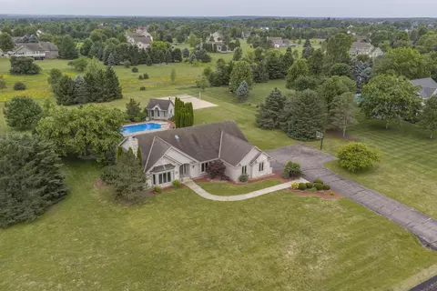 View/Area - s88w34777 Nesting, Eagle, WI 53119 photo 3 of 7