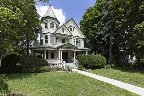 622 W Main, Whitewater, WI 53190