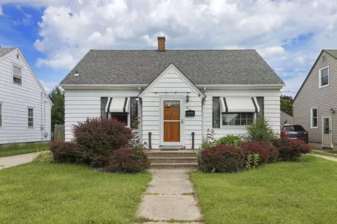 7821 22nd, Kenosha, WI 53143