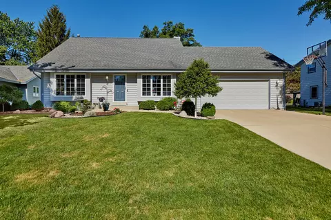 14 Virginia, Racine, WI 53405