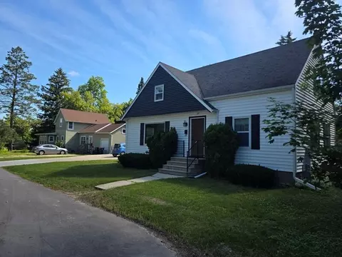 119 Hill, Plymouth, WI 53073