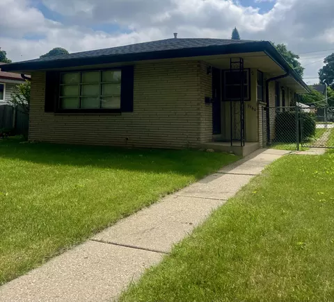 5760 N 93rd, Milwaukee, WI 53225