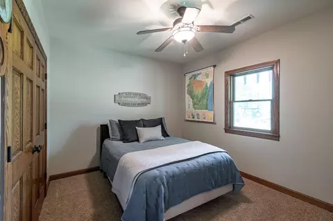 Bedroom - n6587 Mccurdy Road, Onalaska, WI 54636 photo 5 of 7