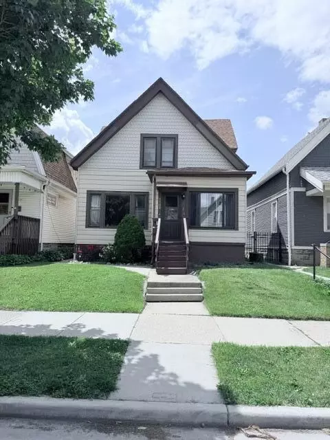 1103 S 46th, West Milwaukee, WI 53214