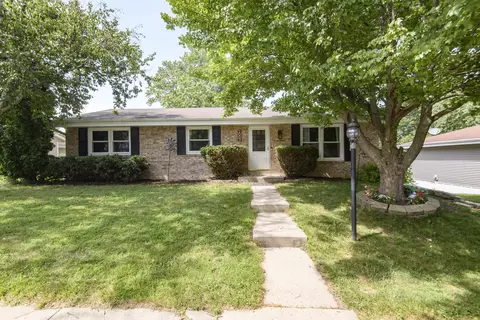2002 Dixie, Waukesha, WI 53189