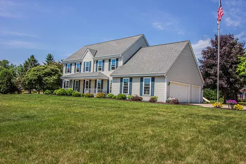 w196n11351 Shadow Wood, Germantown, WI 53022