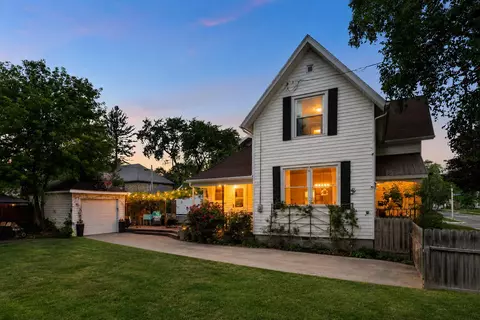 936 N 15th, Manitowoc, WI 54220