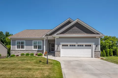 792 Willow Bnd, Waterford, WI 53185