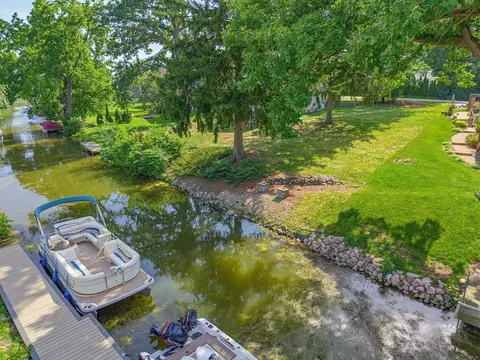 Lt2 Jewel Crest, Muskego, WI 53150