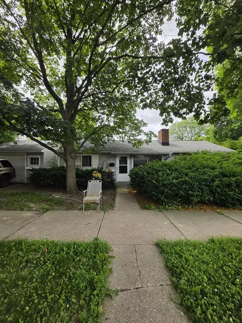 8329 W Auer, Milwaukee, WI 53222