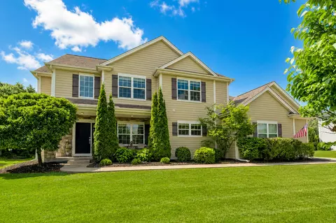 7201 W River Birch, Mequon, WI 53092