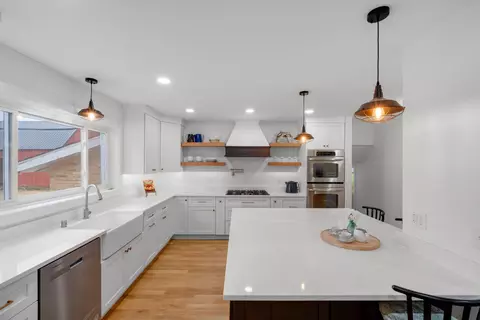 Kitchen - 5036 County Highway D, Wayne, WI 53090 photo 1 of 5