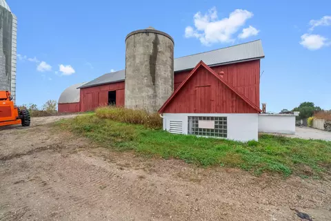 Exterior - 5036 County Highway D, Wayne, WI 53090 photo 6 of 6