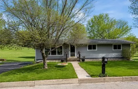 670 S Cairns, Richland Center, WI 53581