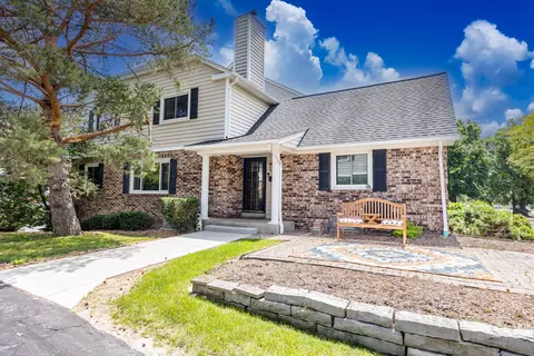 1118 Pilgrim, Elm Grove, WI 53122
