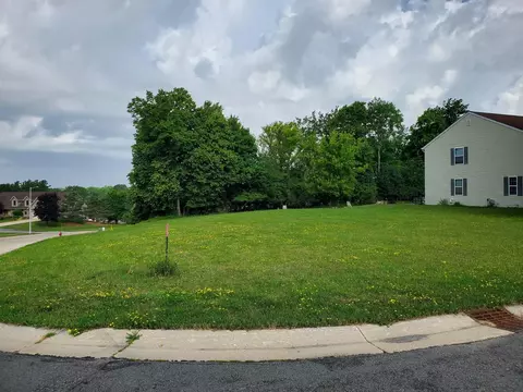 447 Northview, Hartford, WI 53027
