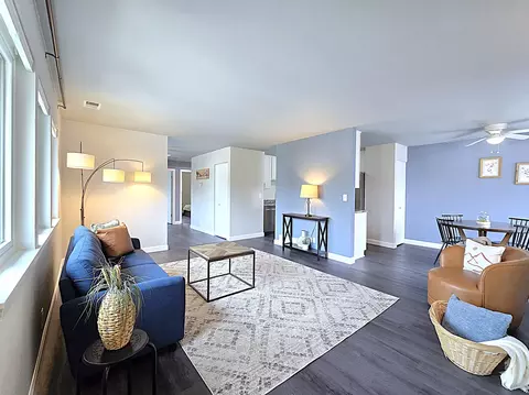 6322 S 20th, Milwaukee, WI 53221