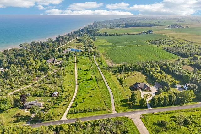 295 S Cedar Bch, Belgium, WI 53004