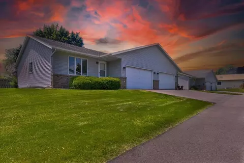 914 Northern Sands, Onalaska, WI 54650
