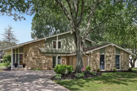 5806 Glen Flora, Greendale, WI 53129