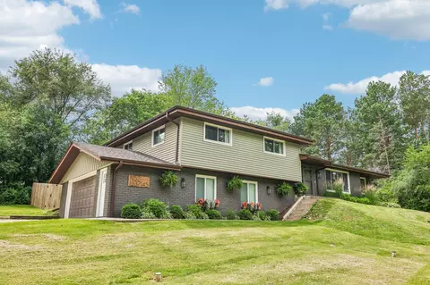n52w37145 Juneau, Lac La Belle, WI 53066