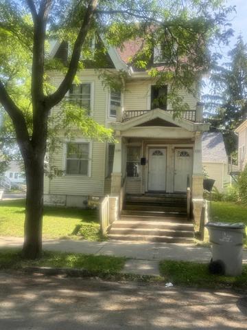 1103 W Ring #1105, Milwaukee, WI 53206