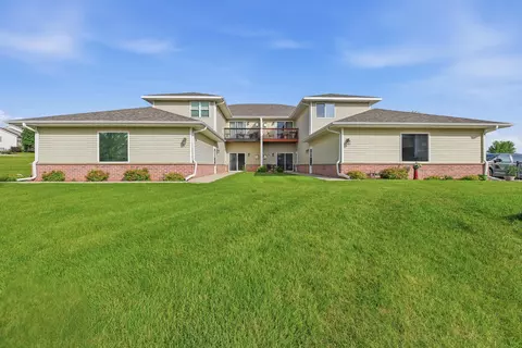 334 Brookside #4, Mayville, WI 53050