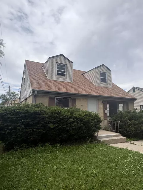 7248 W Potomac, Milwaukee, WI 53216