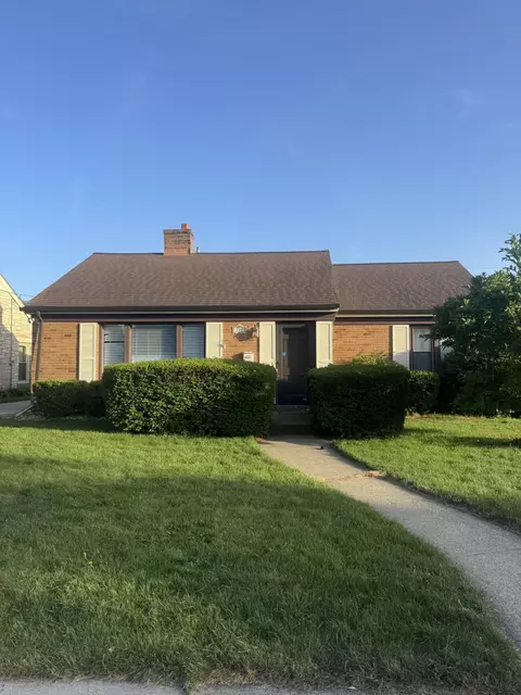 707 Florence, Racine, WI 53402