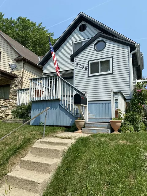 3738 E Plankinton, Cudahy, WI 53110