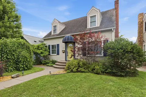 2334 Winnebago, La Crosse, WI 54601