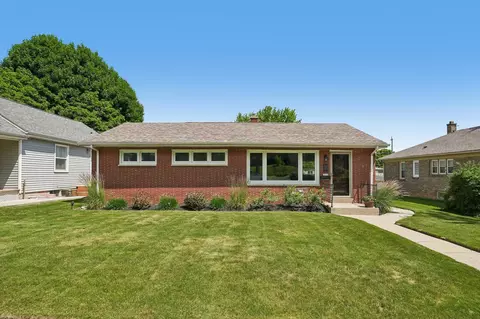 3648 E Whittaker, Cudahy, WI 53110