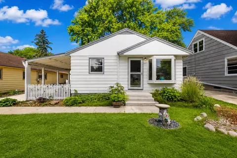 311 N 110th, Wauwatosa, WI 53226
