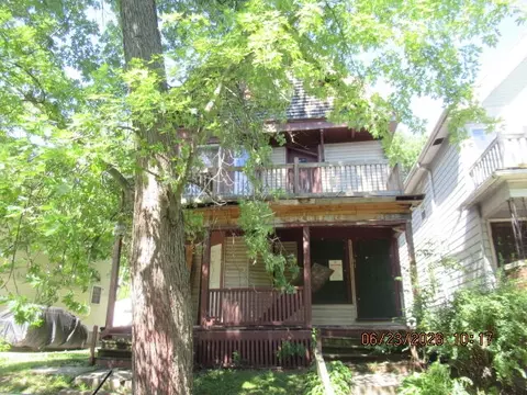 2365 N 6th #2367, Milwaukee, WI 53212