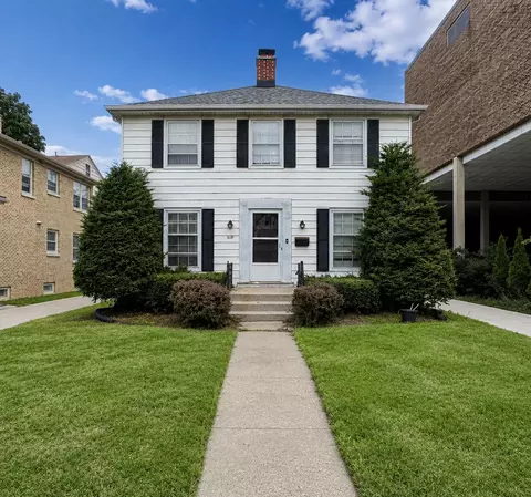 528 N 63rd, Wauwatosa, WI 53213
