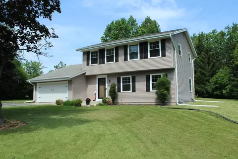 1408 W Zedler, Mequon, WI 53092