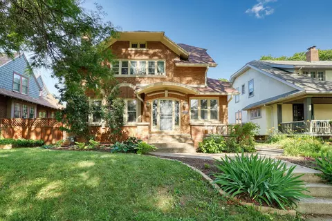 2530 N Grant, Milwaukee, WI 53210