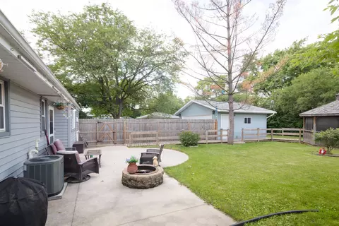 n89w15242 Cleveland, Menomonee Falls, WI 53051